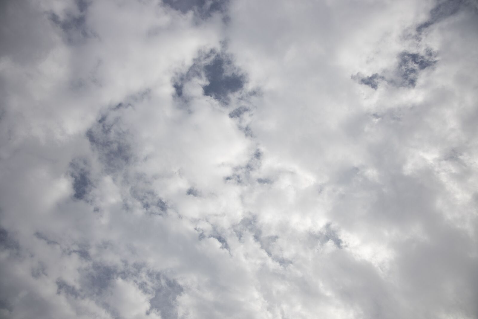 Canon EOS R sample photo. Cloud, sky, background photography