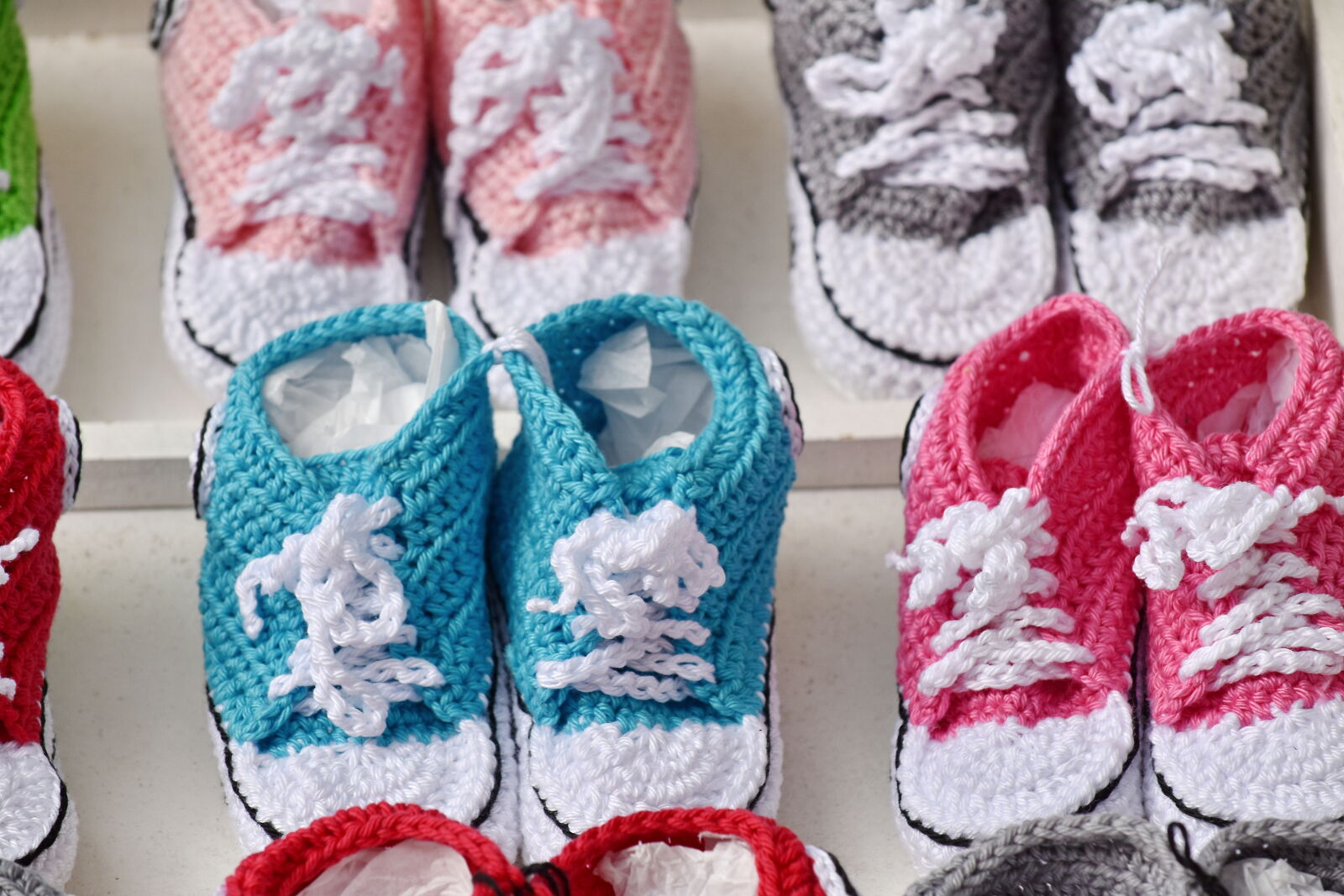 Nikon D5500 sample photo. Colorful, footwear, handmade, knitwear photography
