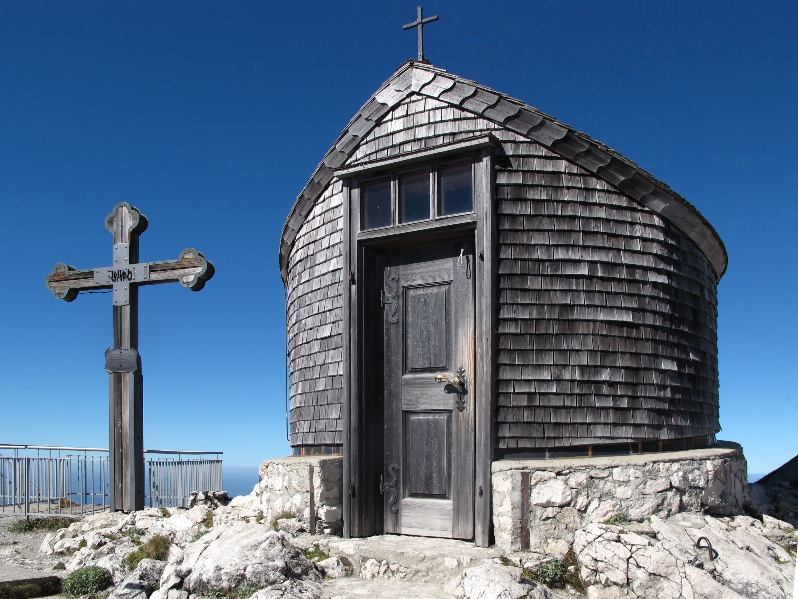 Canon PowerShot G12 sample photo. Wendelstein, summit cross, religion photography