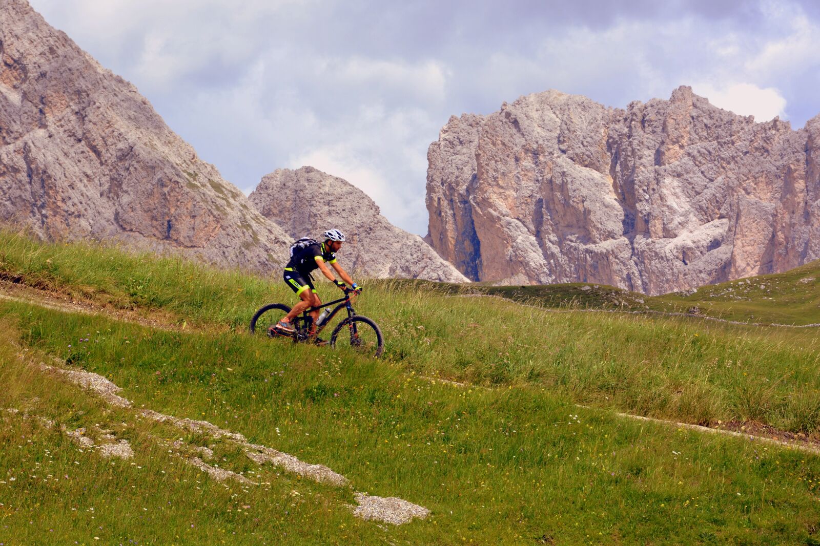 Nikon D7100 sample photo. Bicycle, hiking, mountain biking photography