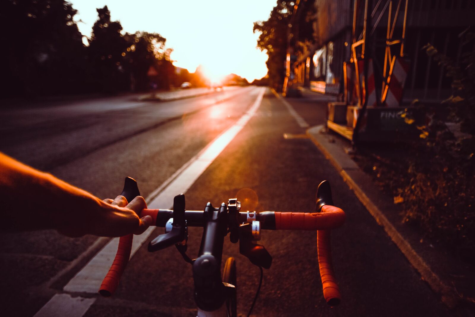 Canon EF 20mm F2.8 USM sample photo. Asphalt, bicycle, bike photography
