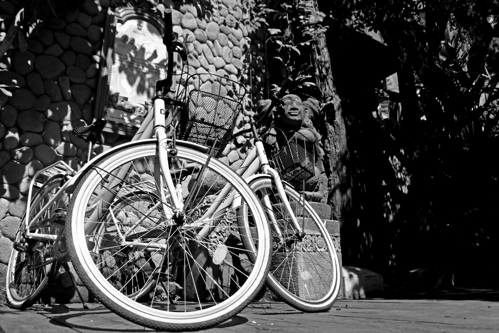 Nikon 1 Nikkor VR 10-30mm F3.5-5.6 PD-Zoom sample photo. Bw, bicycle, monochrome photography