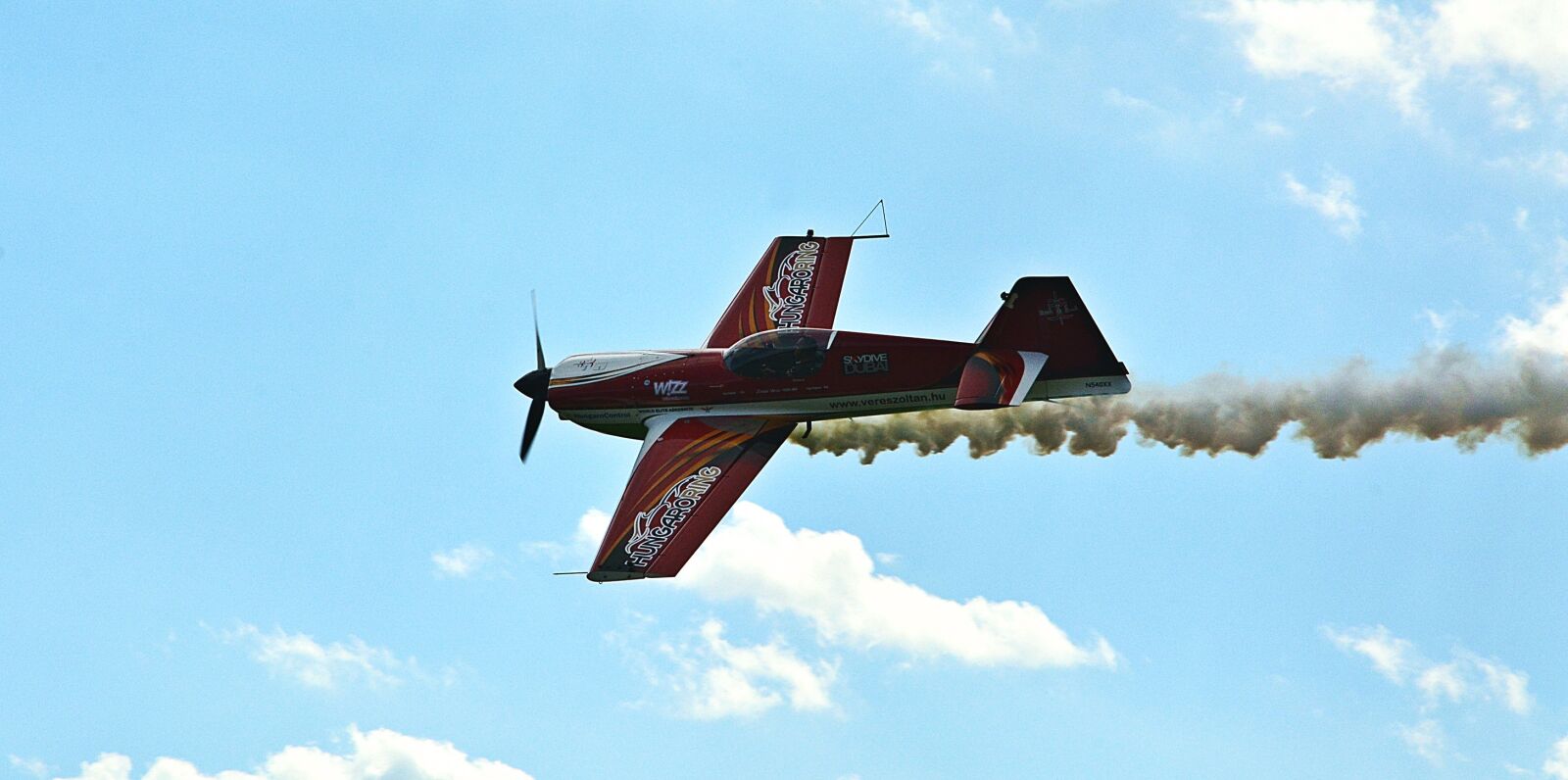 Nikon D7100 sample photo. Aerobatic flights, sky, clouds photography