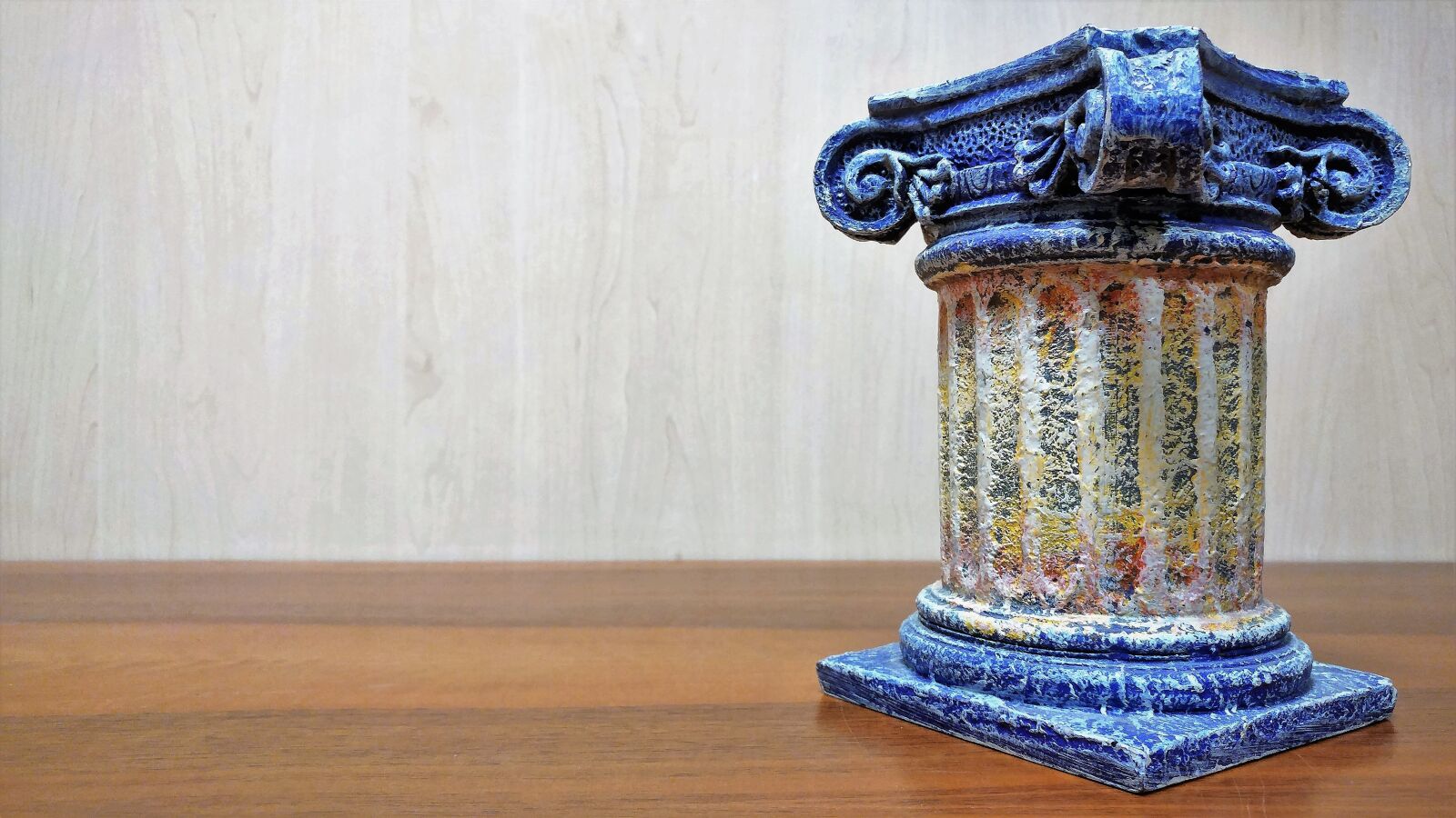 LG G5 sample photo. Column, ornament, base photography