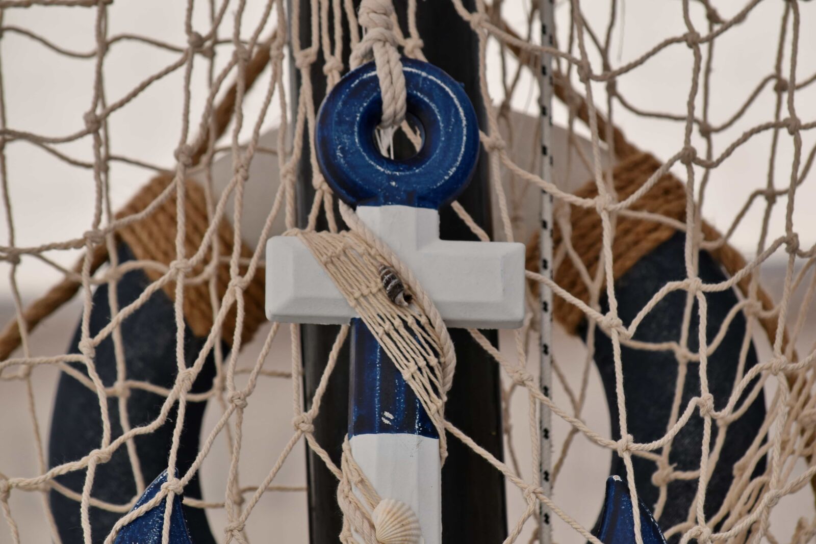Nikon D5500 sample photo. Anchor, detail, miniature, wood photography
