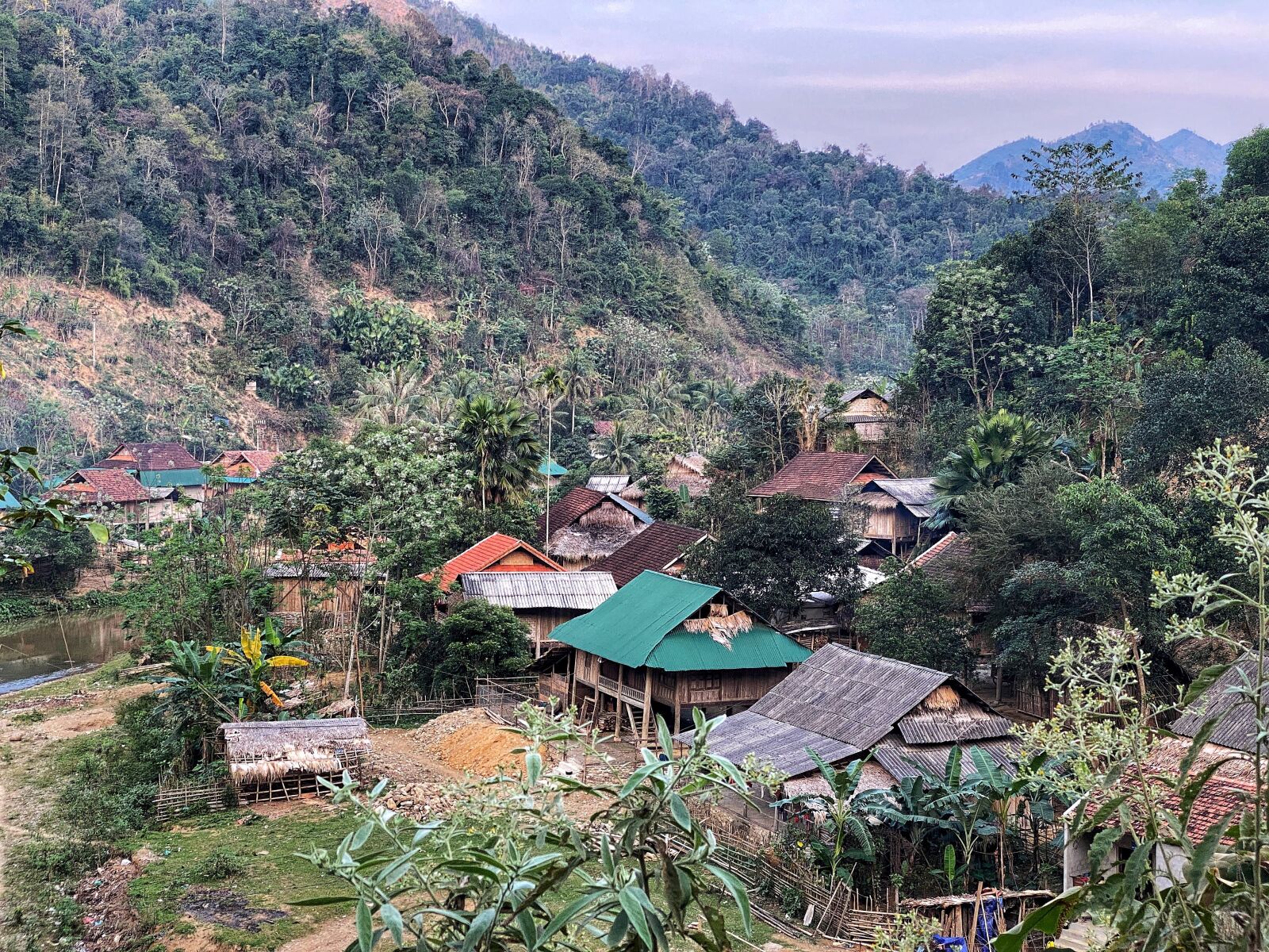 iPhone 11 Pro Max back triple camera 6mm f/2 sample photo. The village, vietnam, travel photography