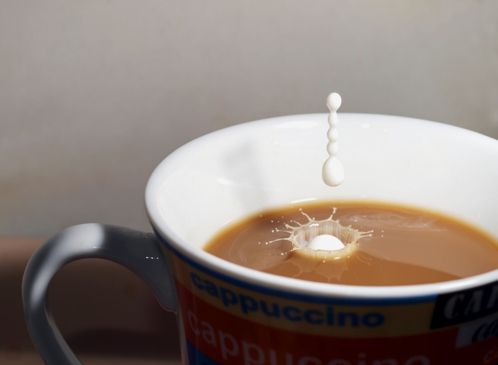 Olympus E-3 sample photo. Latte, coffee, milk photography