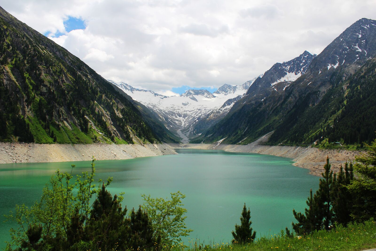 Canon EOS 1200D (EOS Rebel T5 / EOS Kiss X70 / EOS Hi) sample photo. Mountain lake, mountain, alpine photography