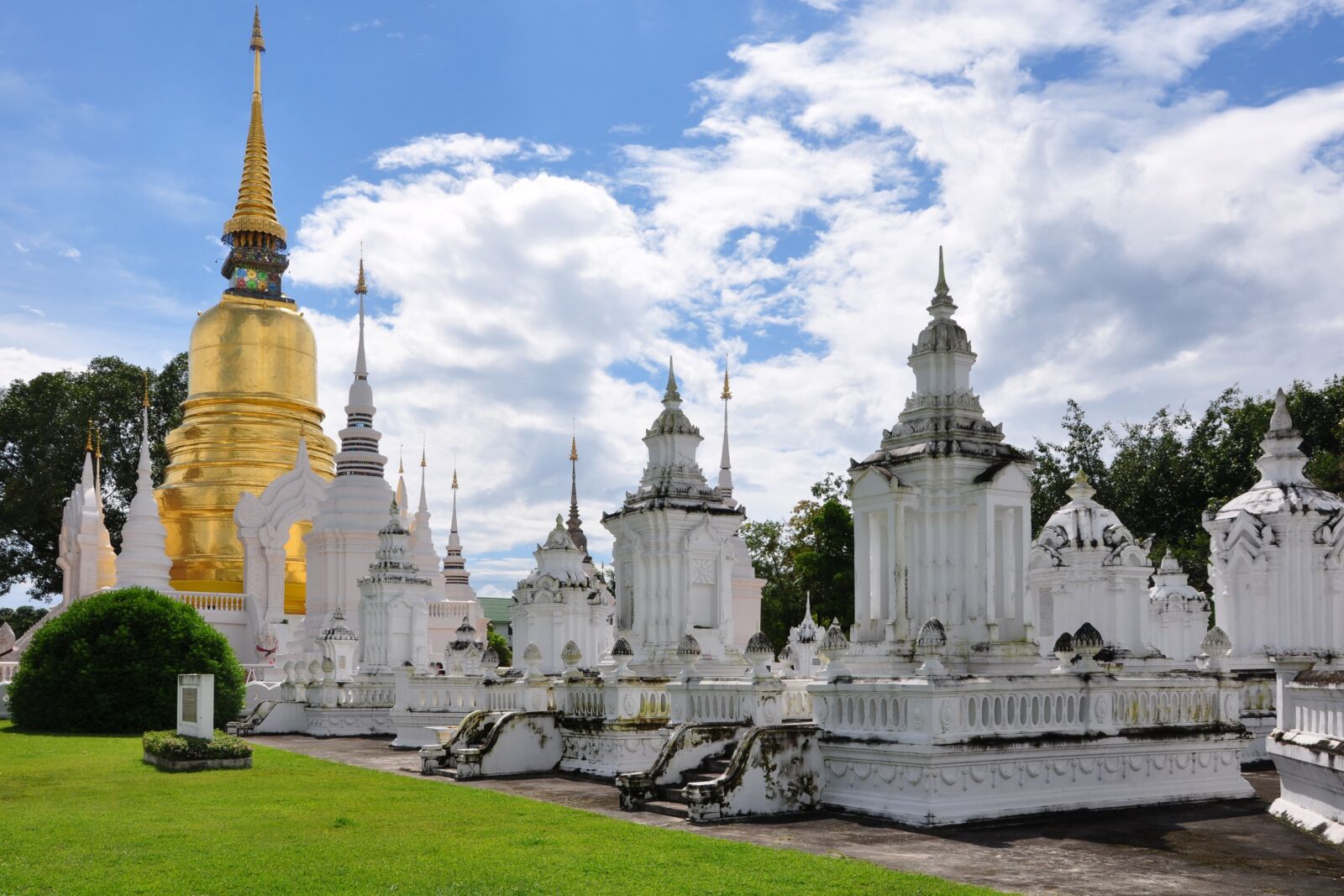 Nikon D90 sample photo. Chaing mai, thailand, temple photography