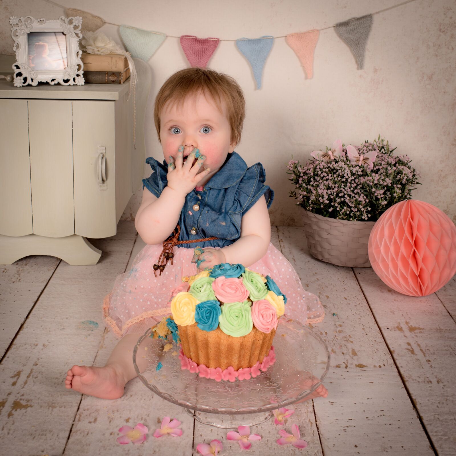 Nikon D800 sample photo. Cake, birthday, baby photography