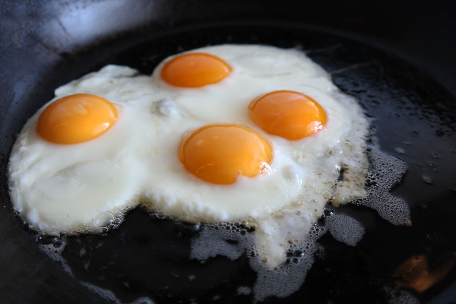 Samsung NX300 sample photo. Breakfast, egg, cook photography