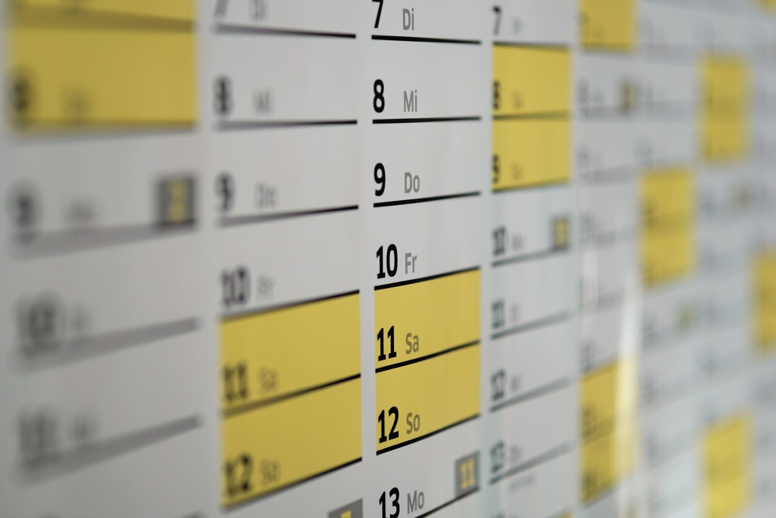 Sony a6000 + E 60mm F2.8 sample photo. Calendar, wall calendar, days photography