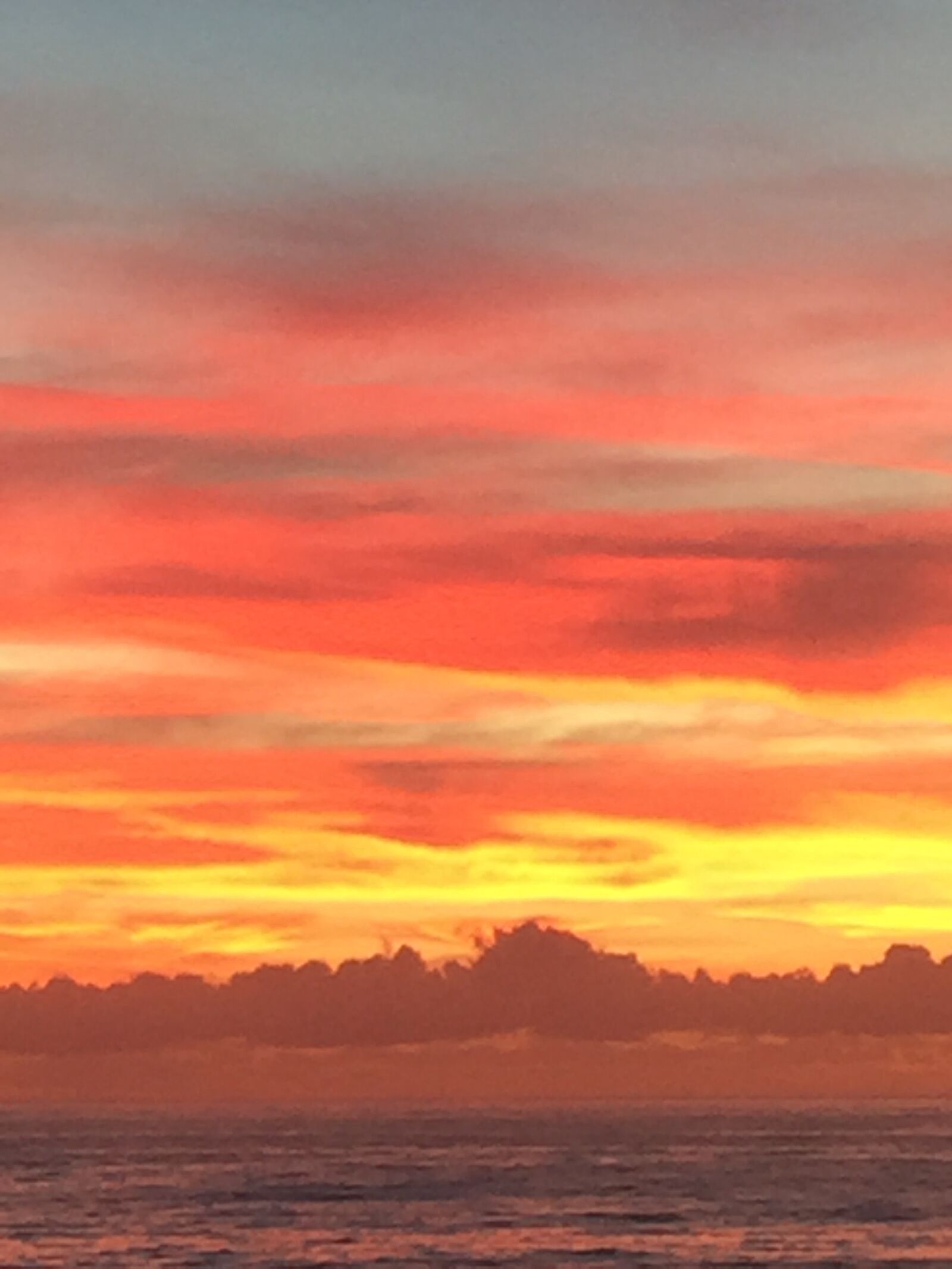 iPhone 6 Plus back camera 4.15mm f/2.2 sample photo. Red, sky photography