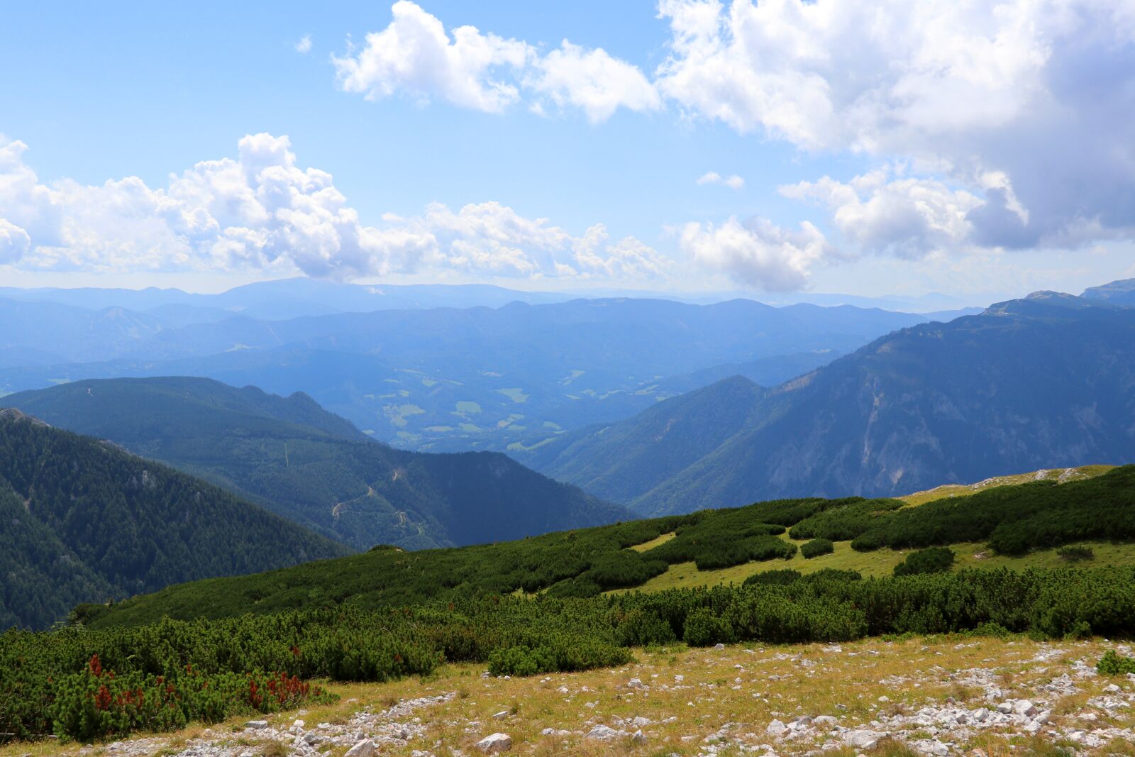 Canon EOS 80D sample photo. Mountains, hiking, hike photography