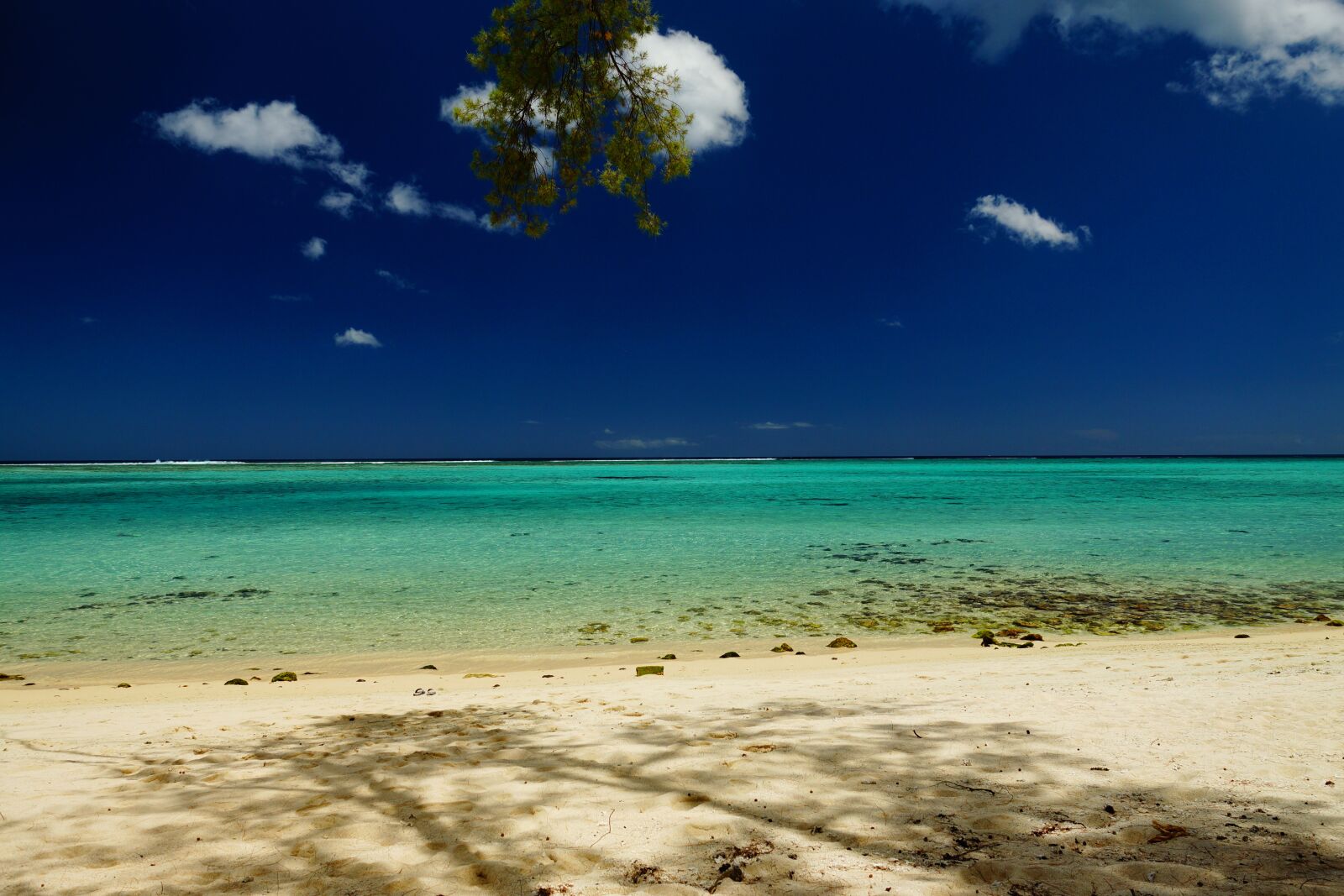 Sony SLT-A65 (SLT-A65V) + Sony DT 16-50mm F2.8 SSM sample photo. Blue, sea, indian ocean photography