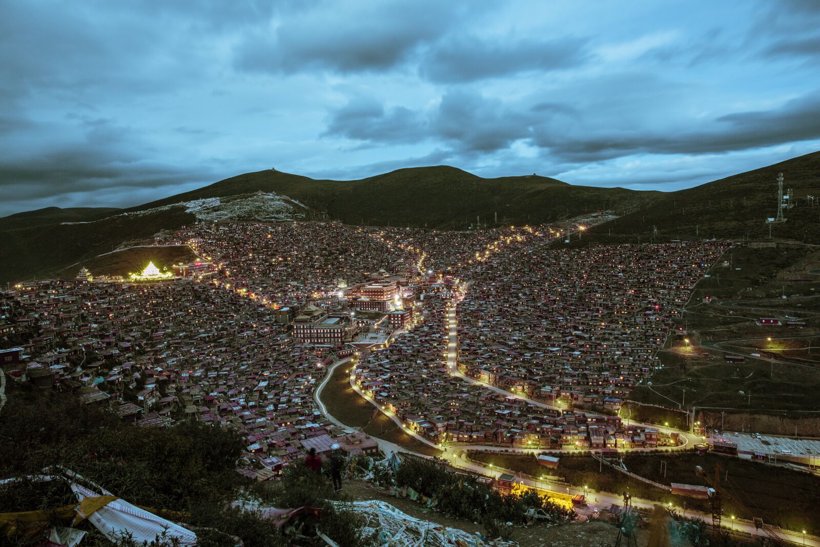 Canon EOS 5D Mark III sample photo. Night view, buddhism, the photography