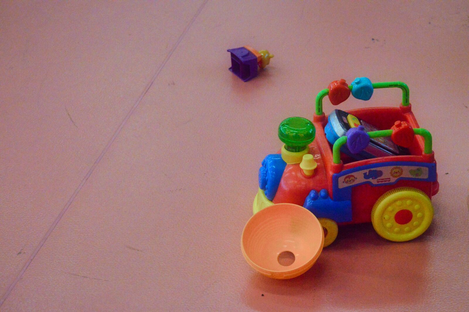 Nikon D3200 sample photo. Toy, car, toys photography