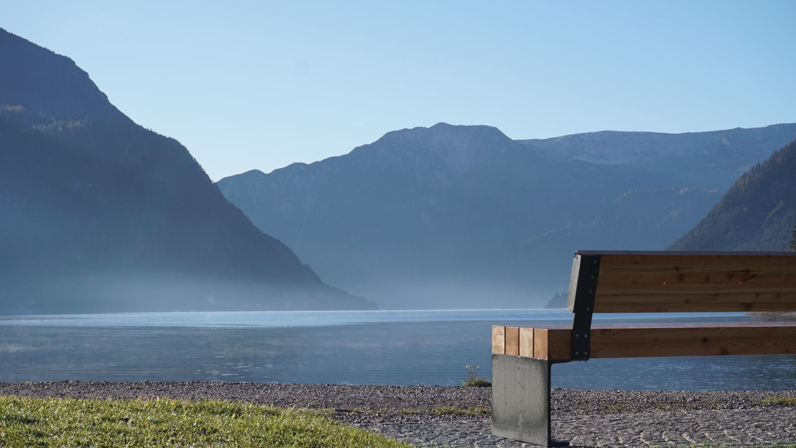Sony E 16-50mm F3.5-5.6 PZ OSS sample photo. Lake, rest, mountains photography