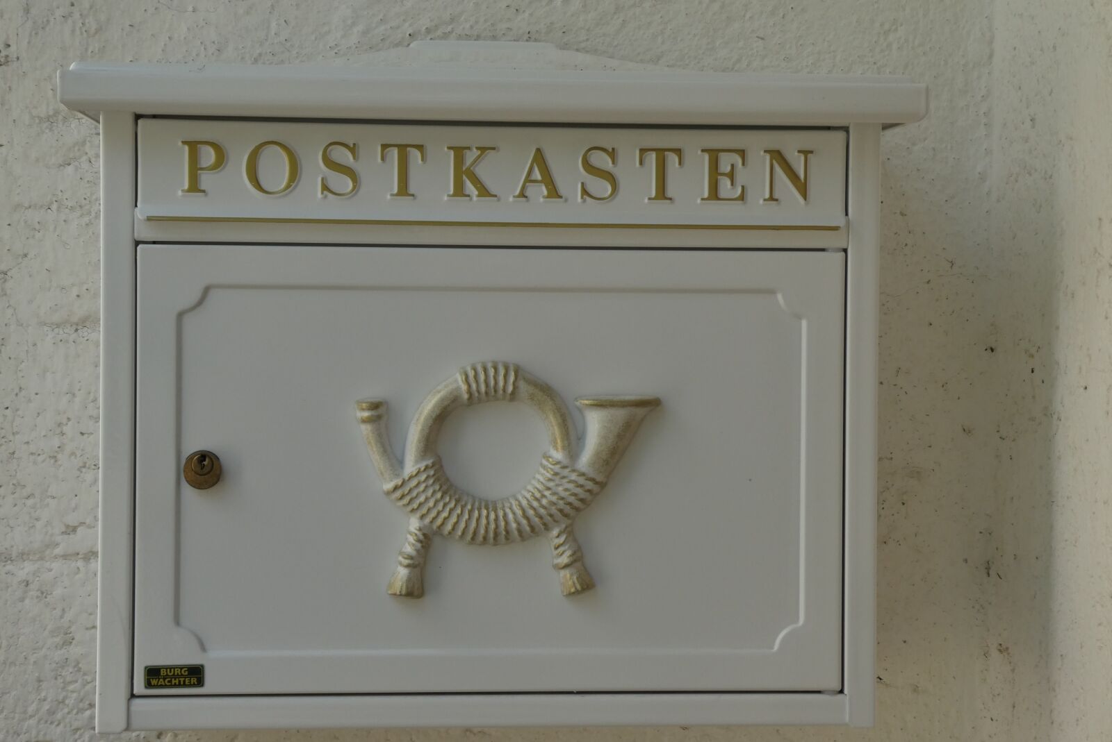 Panasonic Lumix DC-ZS70 (Lumix DC-TZ90) sample photo. Mailbox, post, letters photography