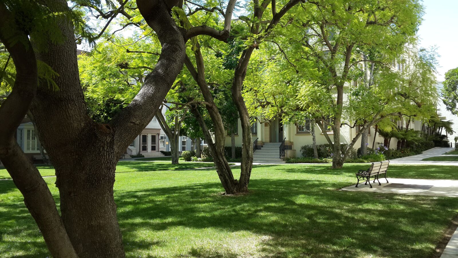 Samsung Galaxy S4 sample photo. Paramount, paramount pictures, us photography