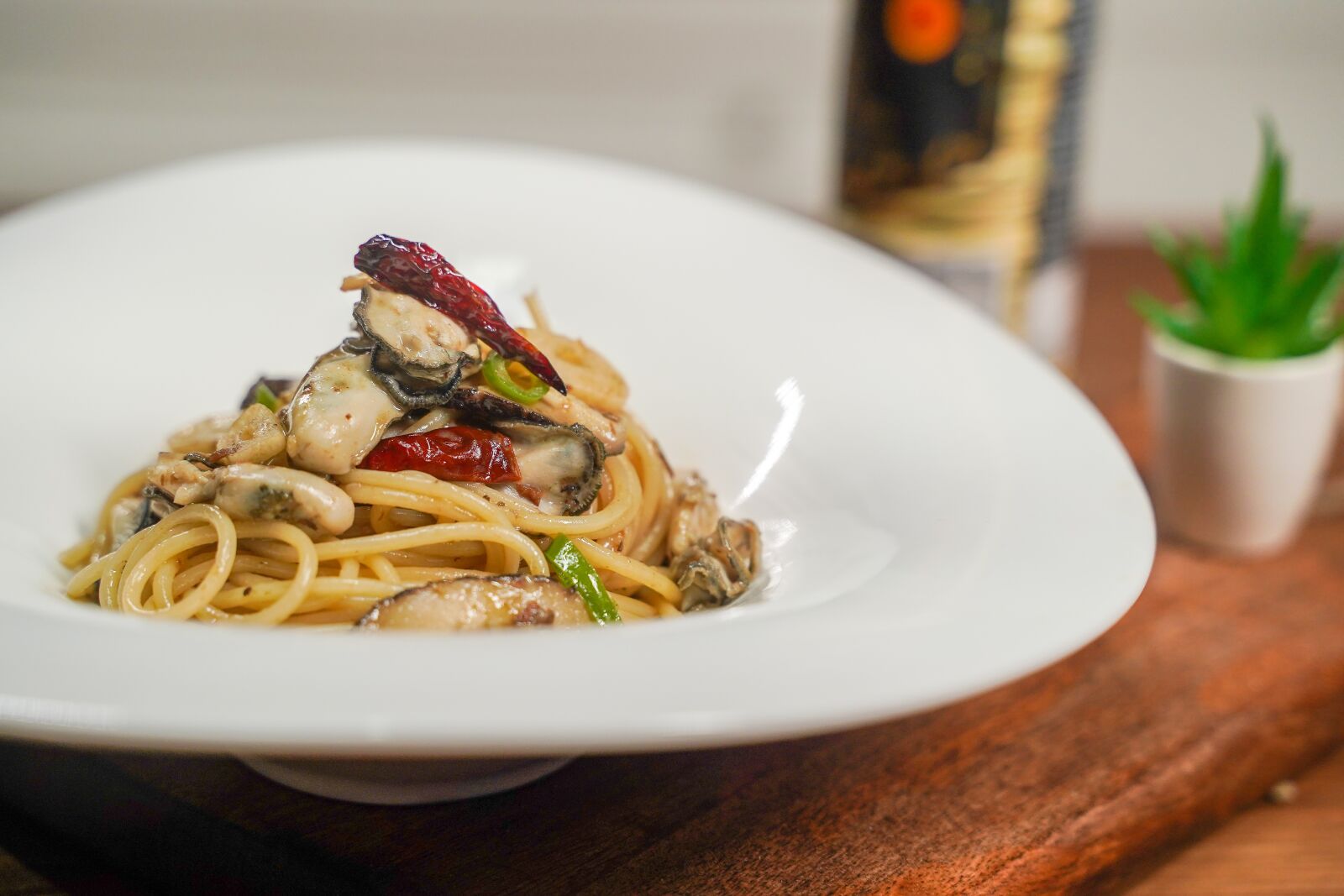 Sony a7 III + Tamron 28-75mm F2.8 Di III RXD sample photo. Oyster, pasta, anchovies photography