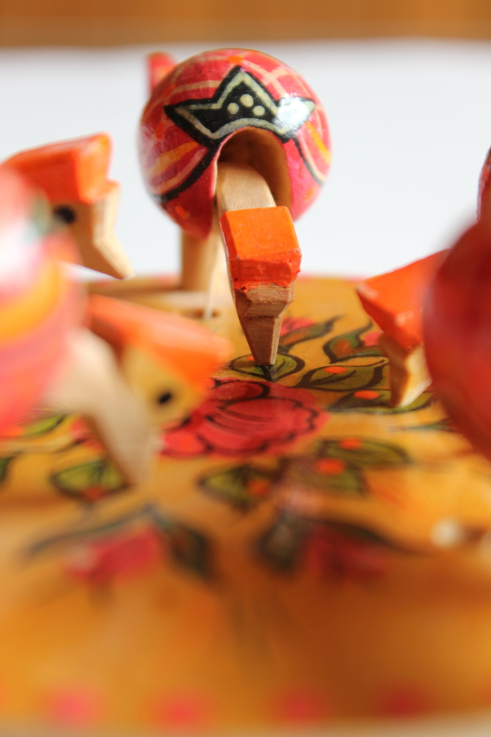 Canon EOS 600D (Rebel EOS T3i / EOS Kiss X5) sample photo. Toy, wood, crafts photography