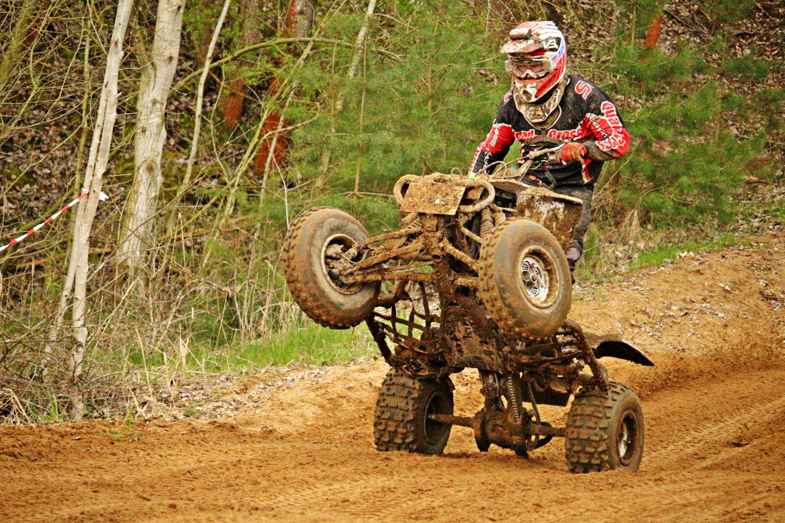Canon EOS 100D (EOS Rebel SL1 / EOS Kiss X7) sample photo. Quad, race, motocross photography