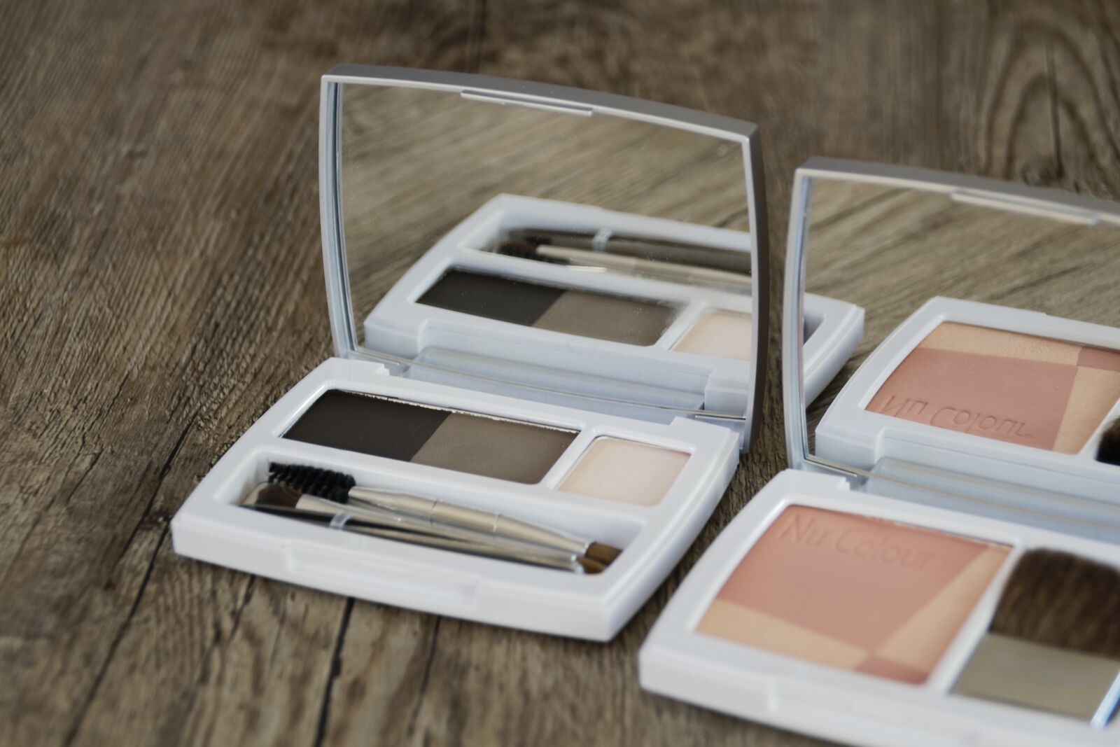 Canon EOS 30D sample photo. Cosmetics, make up, makeup photography