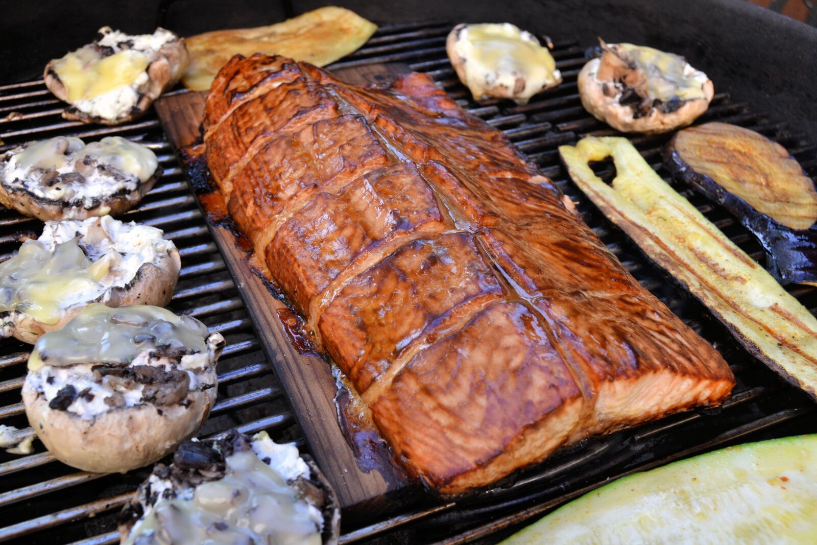 Nikon D3100 sample photo. Barbecue, salmon, stained photography