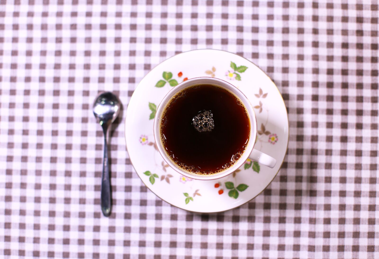 Canon EOS 6D + Canon EF 50mm F1.4 USM sample photo. Coffee, cafe, nanjing photography