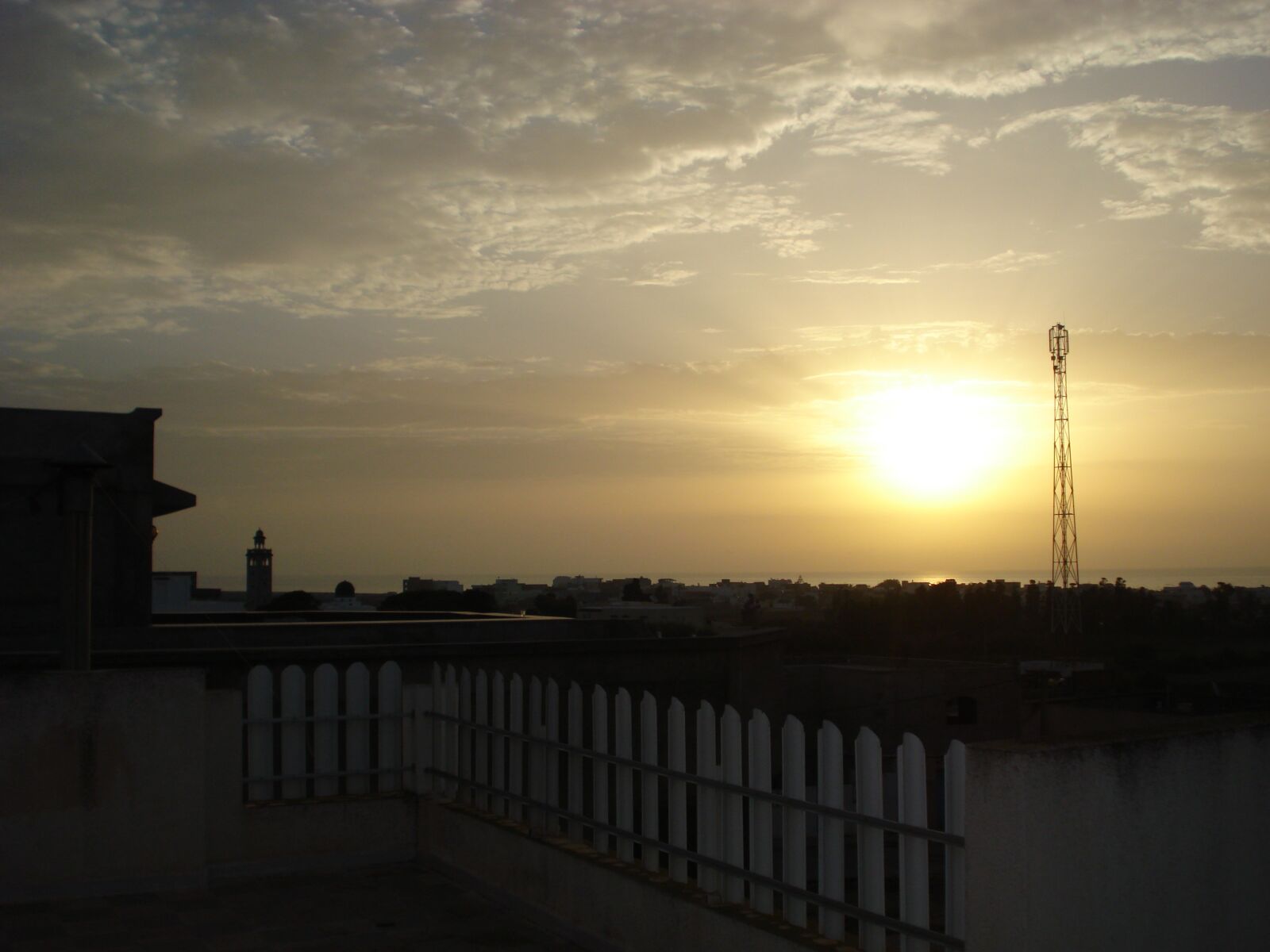 Sony DSC-W55 sample photo. Sun, sky, tunisia photography