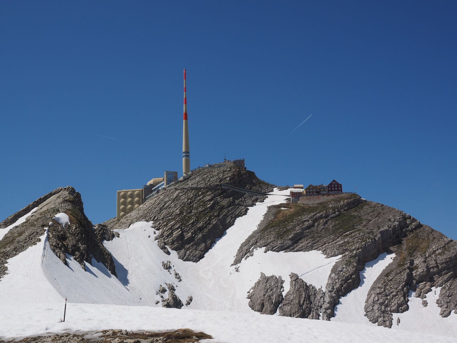 Olympus OM-D E-M1 + Olympus M.Zuiko Digital ED 12-40mm F2.8 Pro sample photo. Säntis, mountain, alpstein photography