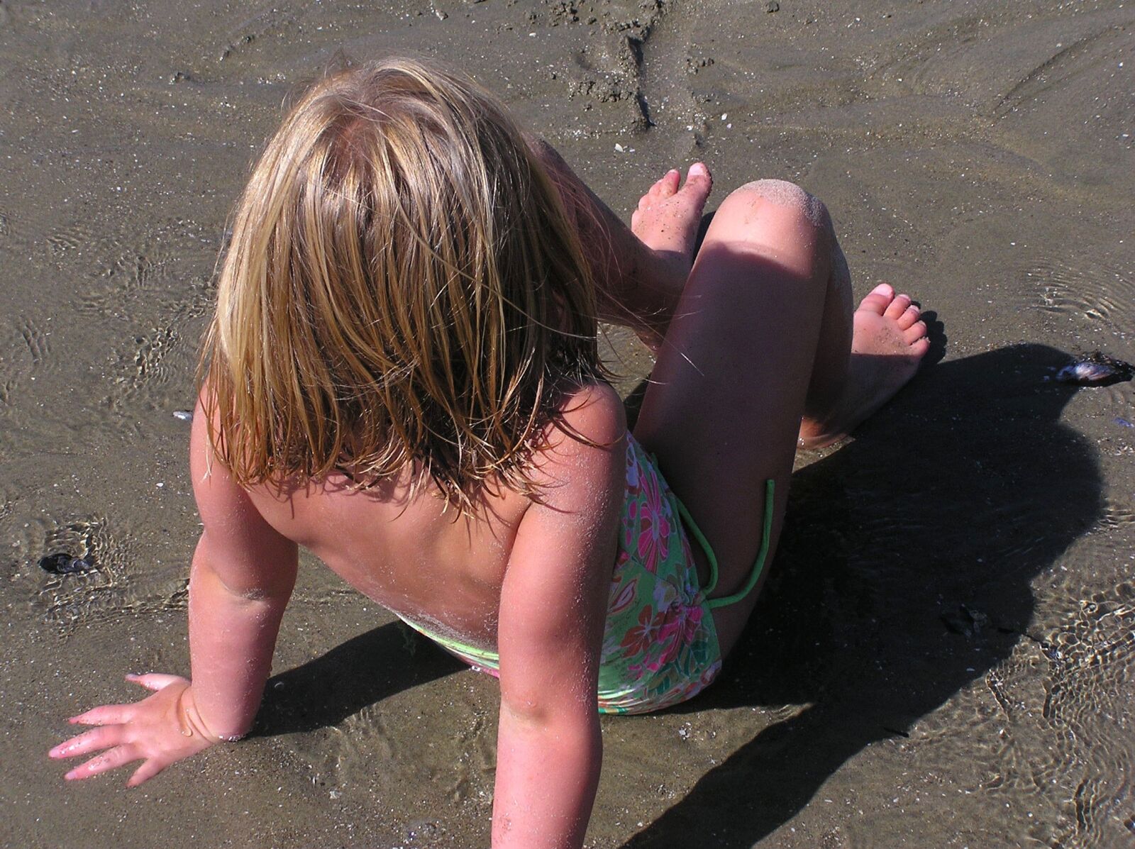 Olympus C750UZ sample photo. Beach, child, girl photography