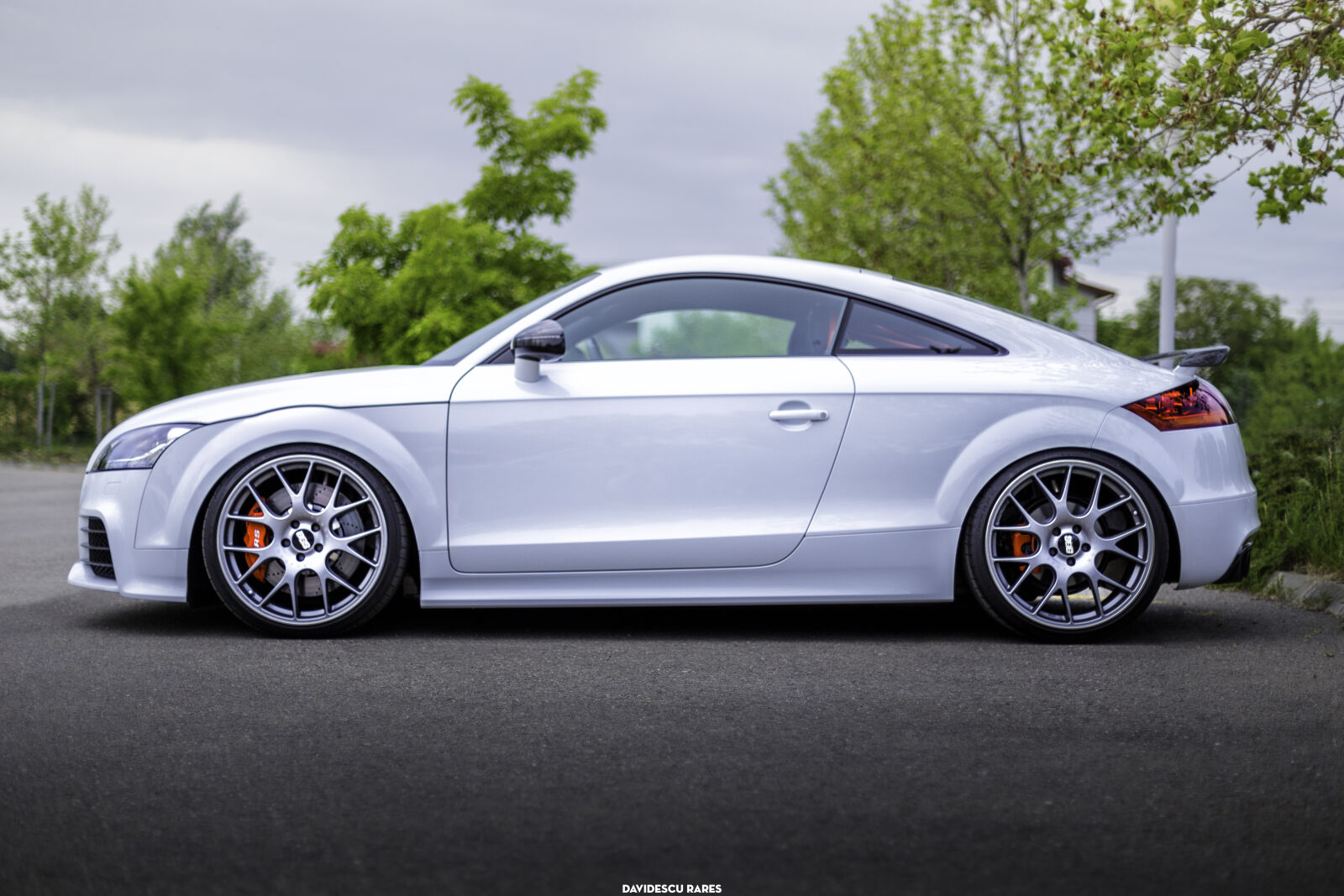 Canon EOS 6D + Canon EF 50mm F1.4 USM sample photo. Cars, automotive, automotivephotography, nature photography