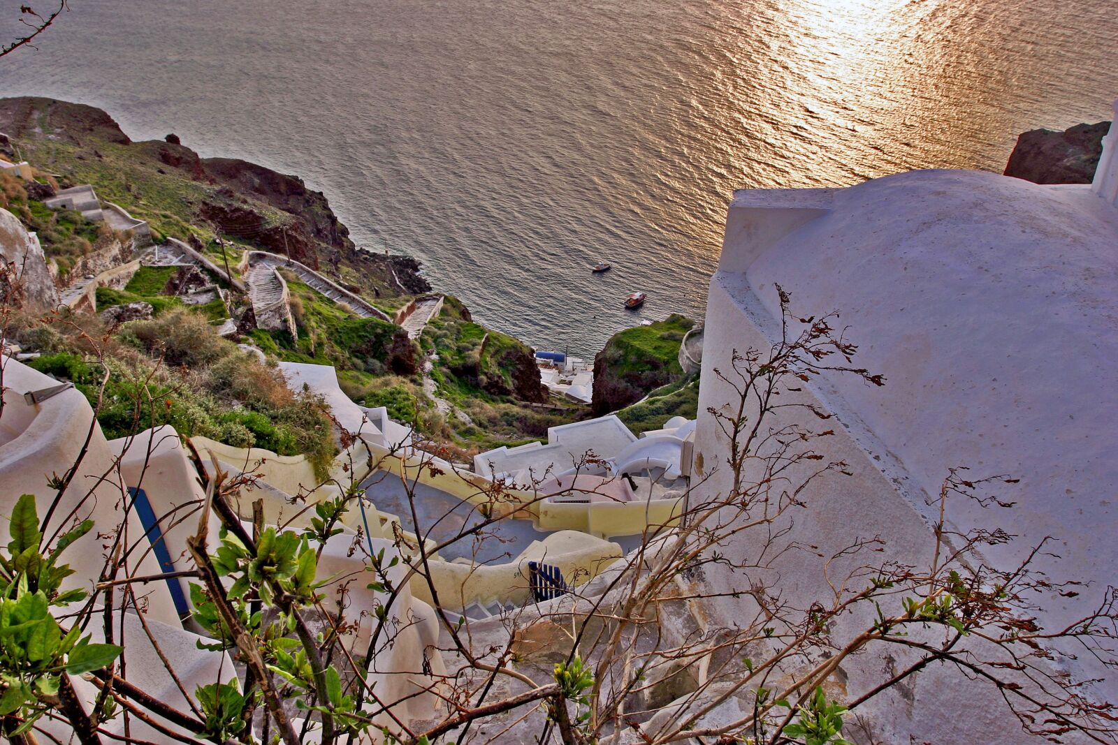 Canon EOS 300D (EOS Digital Rebel / EOS Kiss Digital) sample photo. Santorini, oia, landscape photography