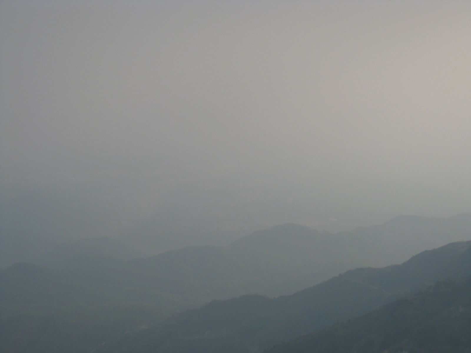 Canon POWERSHOT S5 IS sample photo. Mist, mountains photography