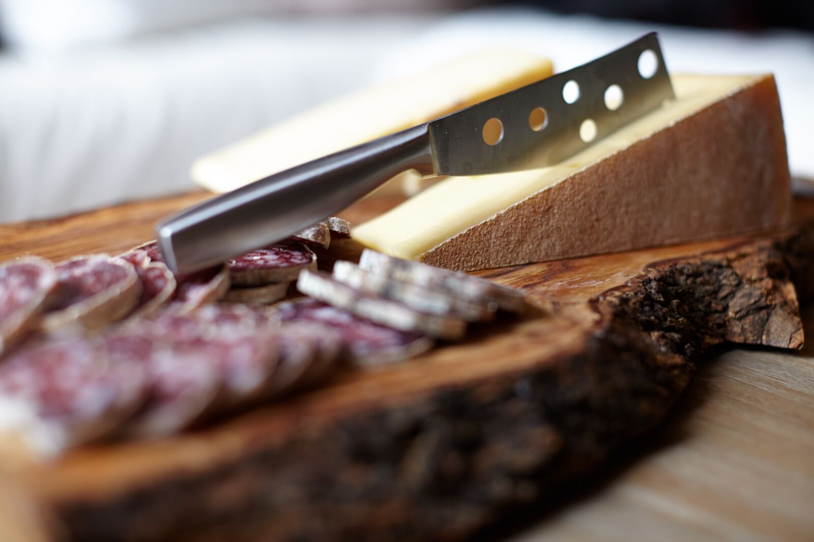 Canon EOS 5D Mark II sample photo. Cooking, cheese, sausage photography