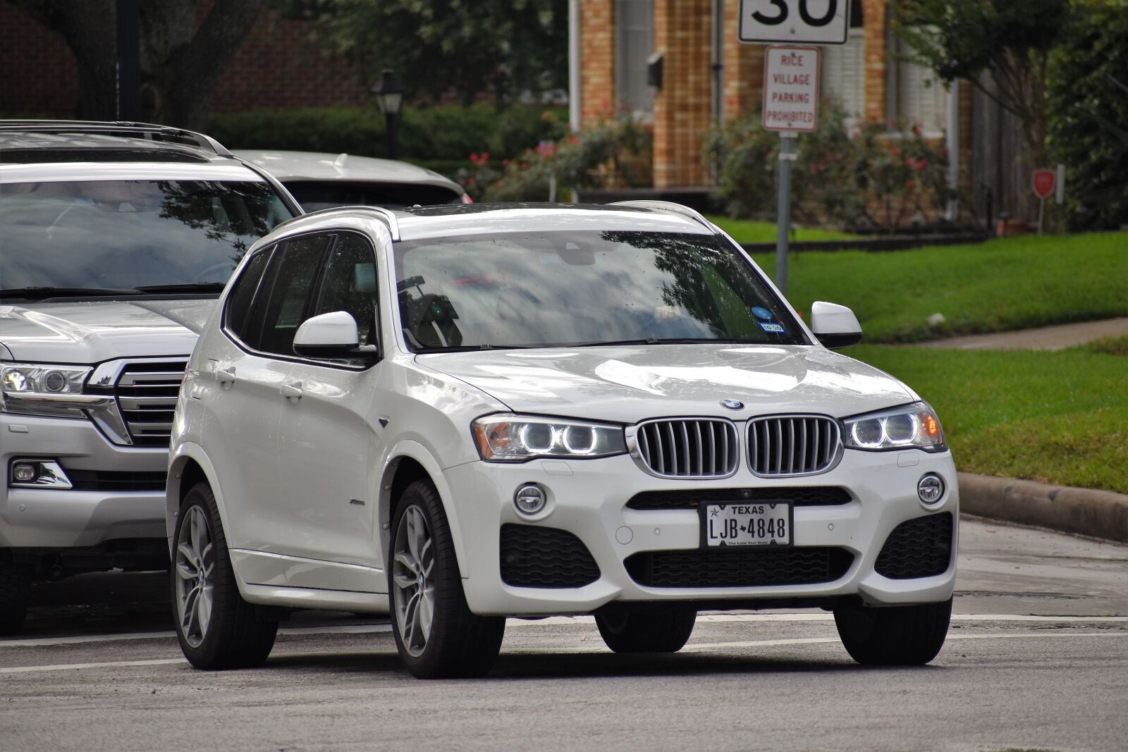 Nikon D3500 sample photo. Bmw x5, x5 series photography