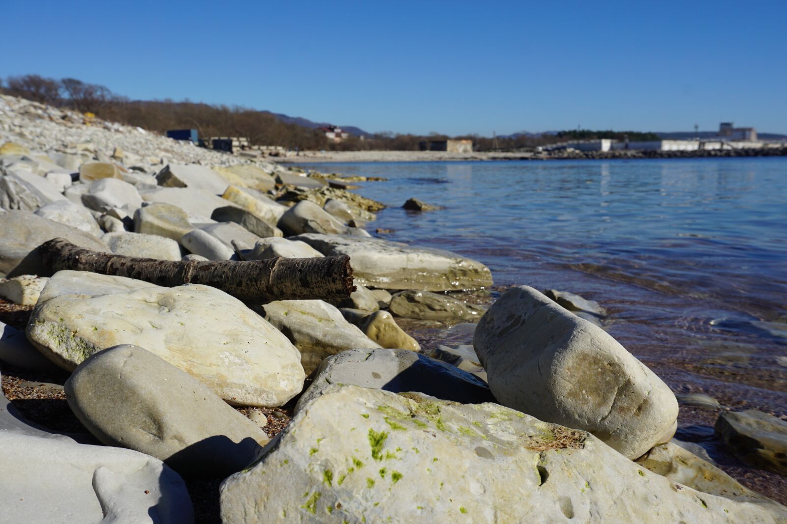 Sony E 16-50mm F3.5-5.6 PZ OSS sample photo. Sea, gelendzhik, russia photography