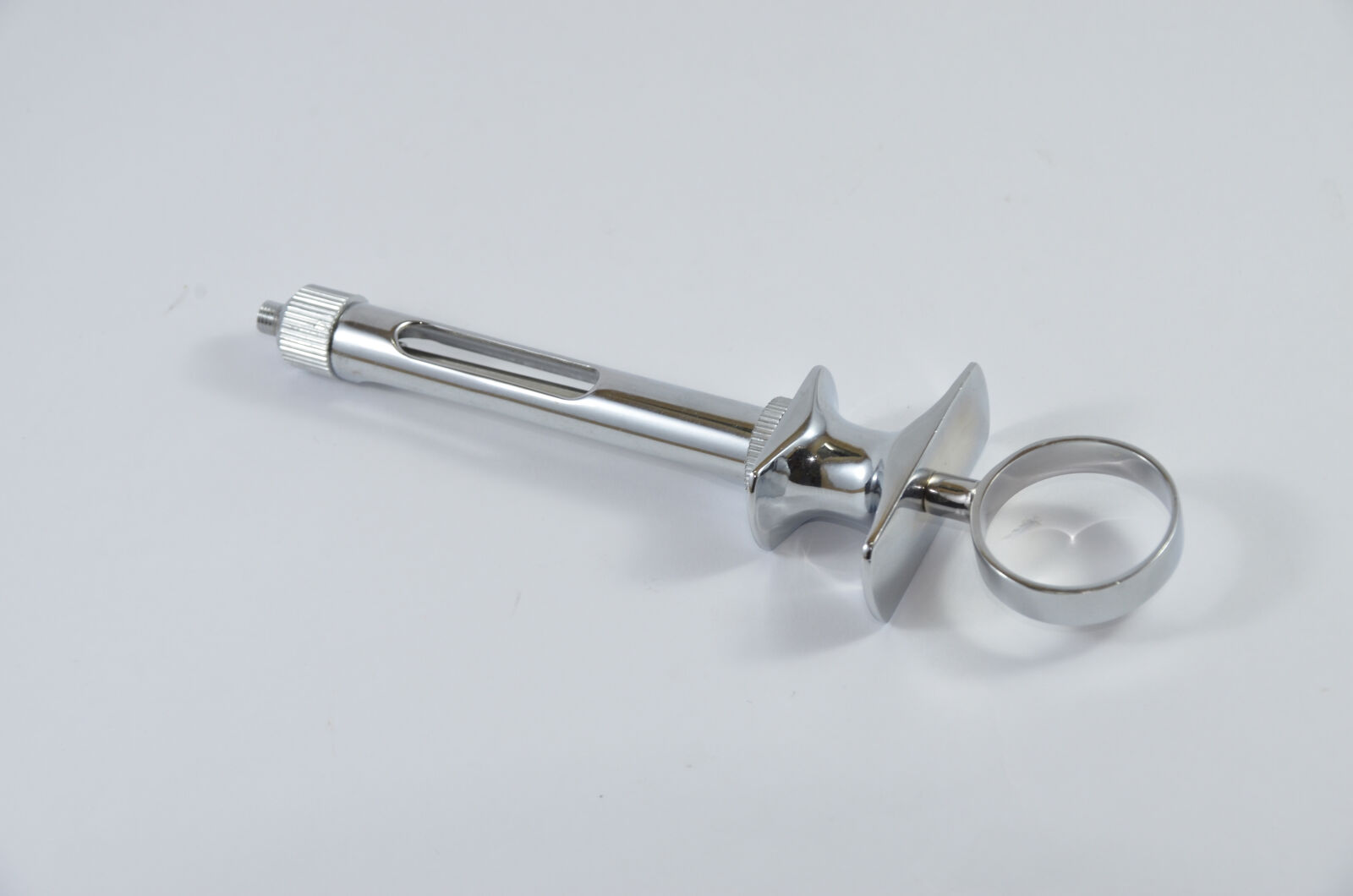Nikon D5100 sample photo. Accessory, chrome, close, up photography