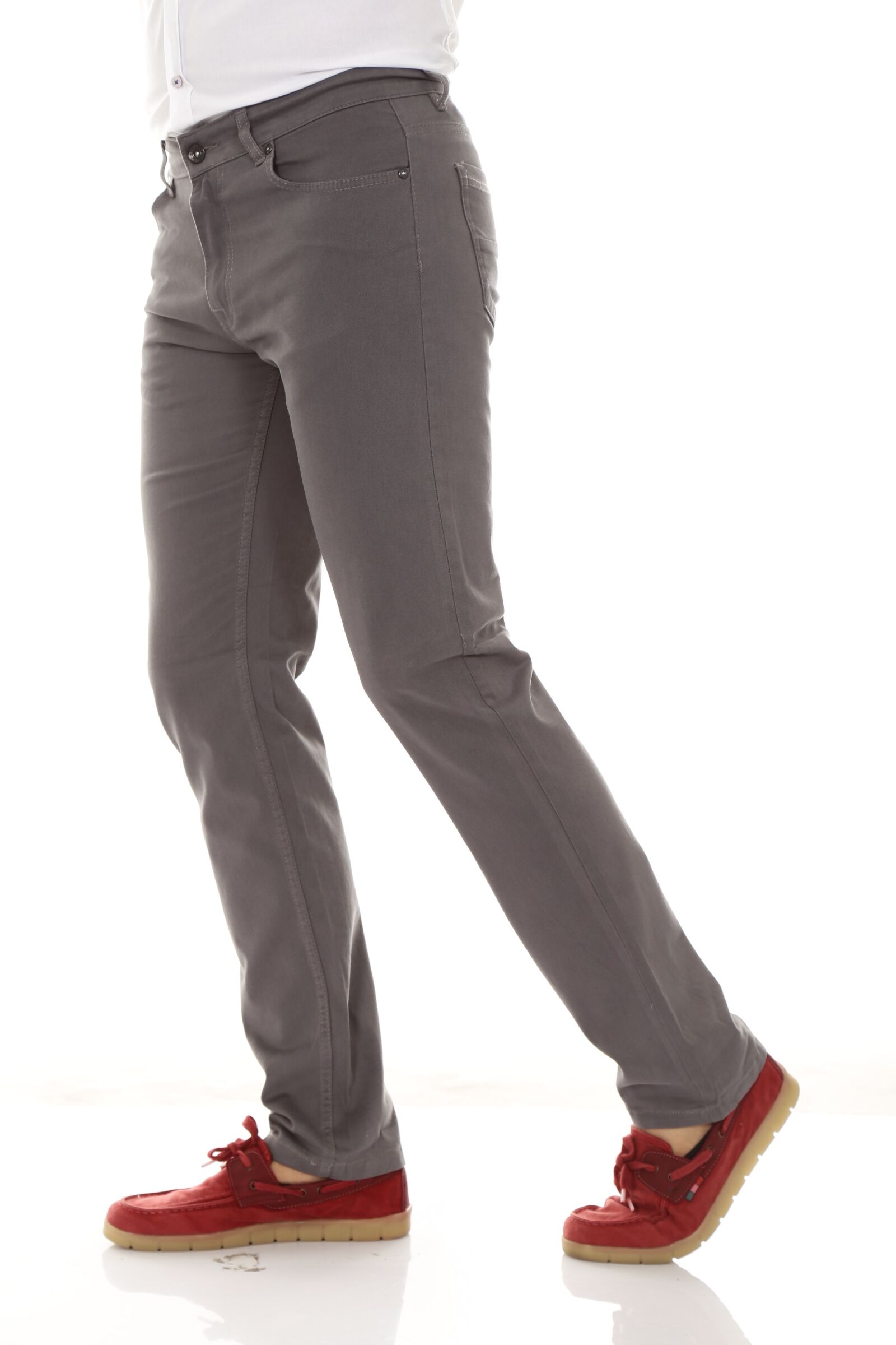 Canon EOS 6D + Canon EF 24-105mm F4L IS USM sample photo. Male, pants, fashion photography