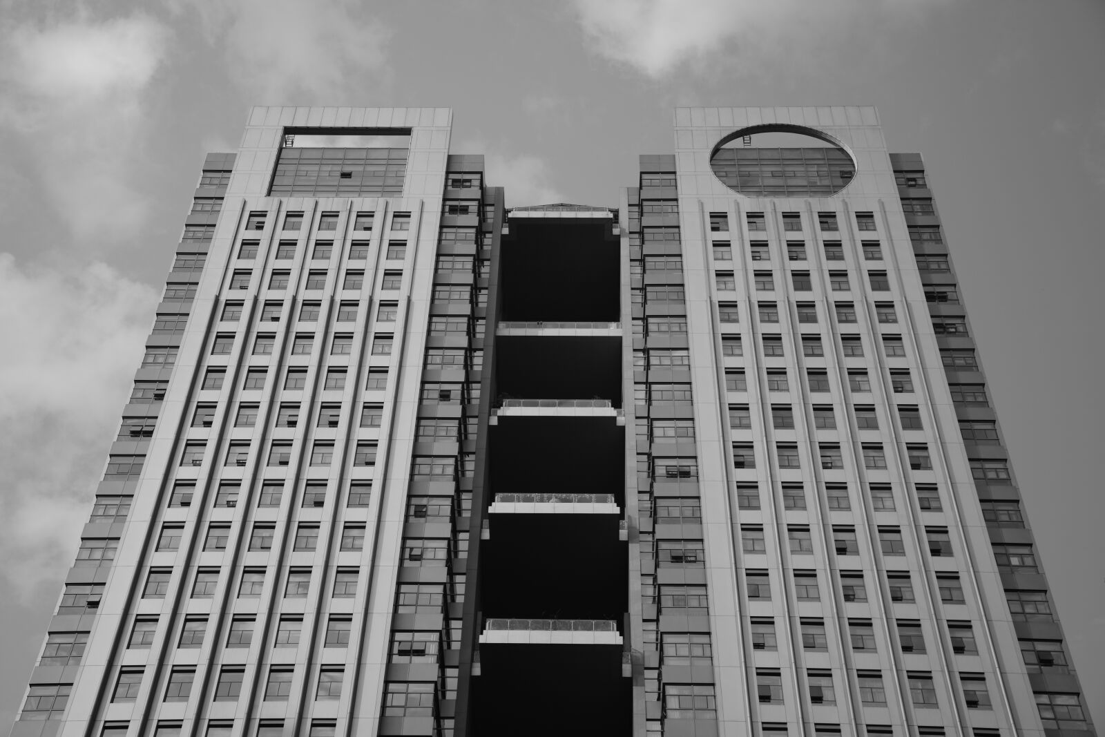 Nikon D7100 sample photo. Building, black and white photography