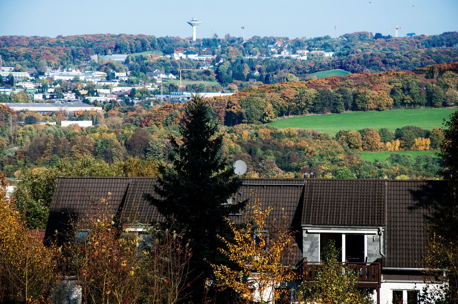 Nikon D5000 sample photo. House, architecture, panorama photography
