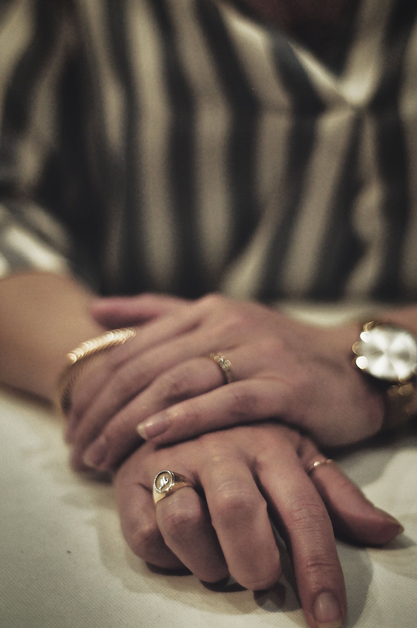 Nikon D300S sample photo. Hand, detail, watch photography