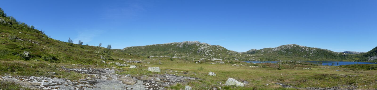 Panasonic Lumix DMC-FZ1000 sample photo. Norway, panorama, hill photography