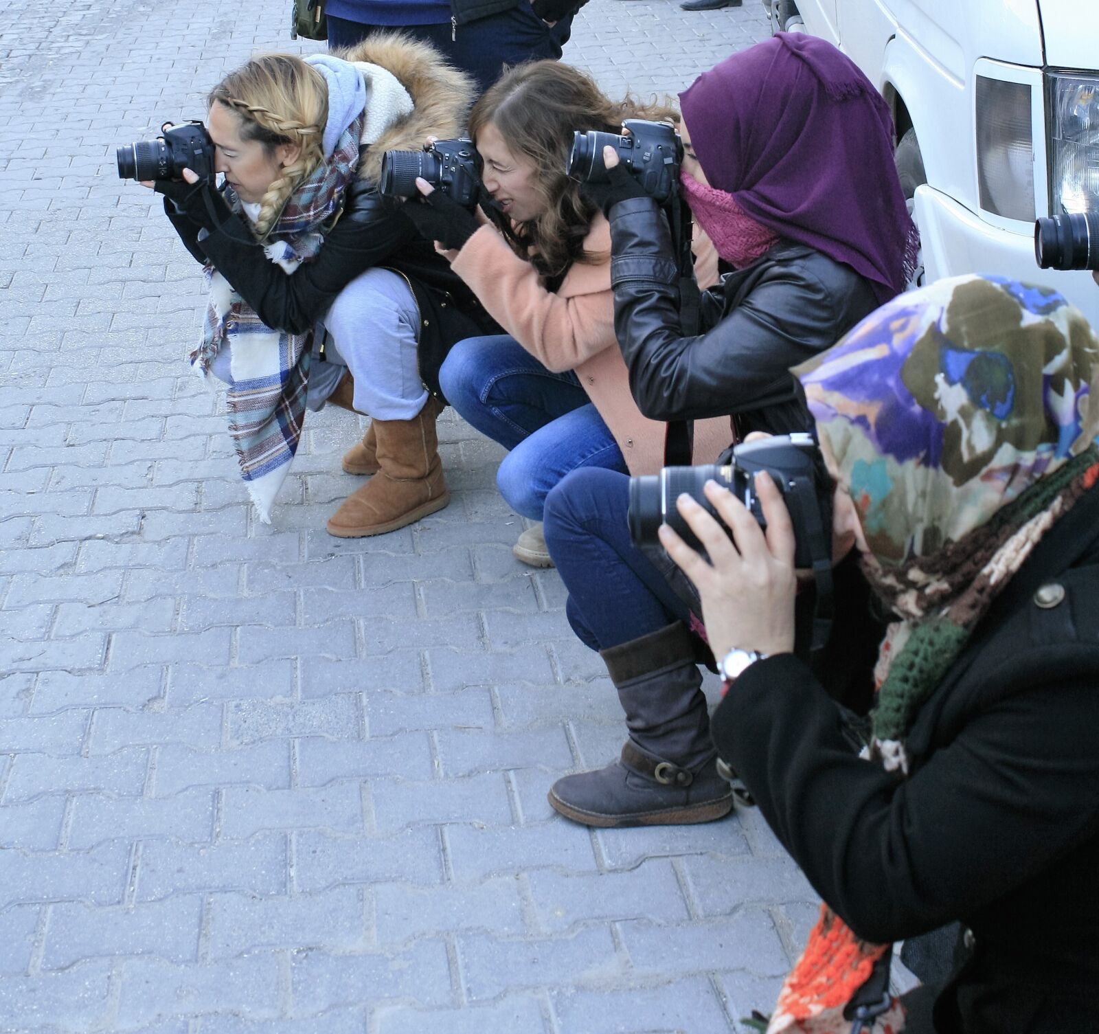 Canon EOS 400D (EOS Digital Rebel XTi / EOS Kiss Digital X) sample photo. Urfa, girls, photography photography