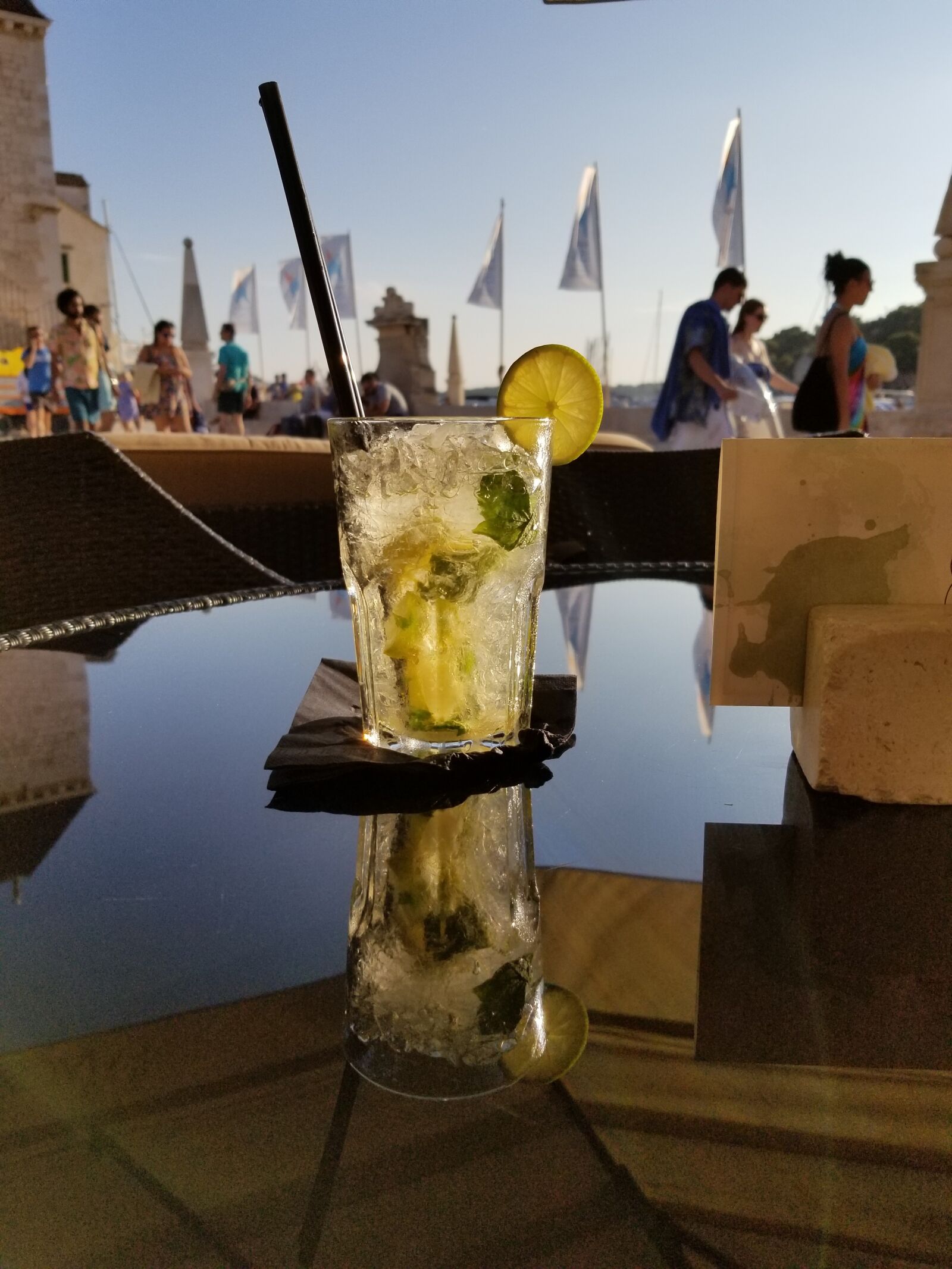 Samsung Galaxy S8 sample photo. Glass, drink, beverage photography