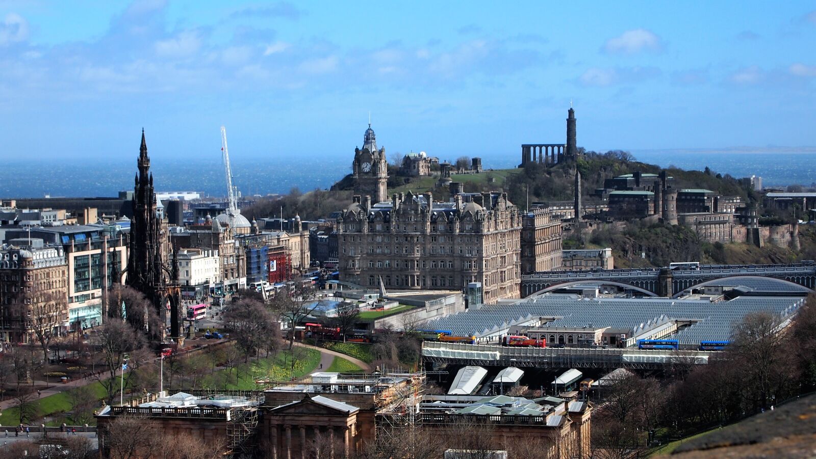 Olympus PEN E-PL1 sample photo. Edinburgh, scotland, large photography