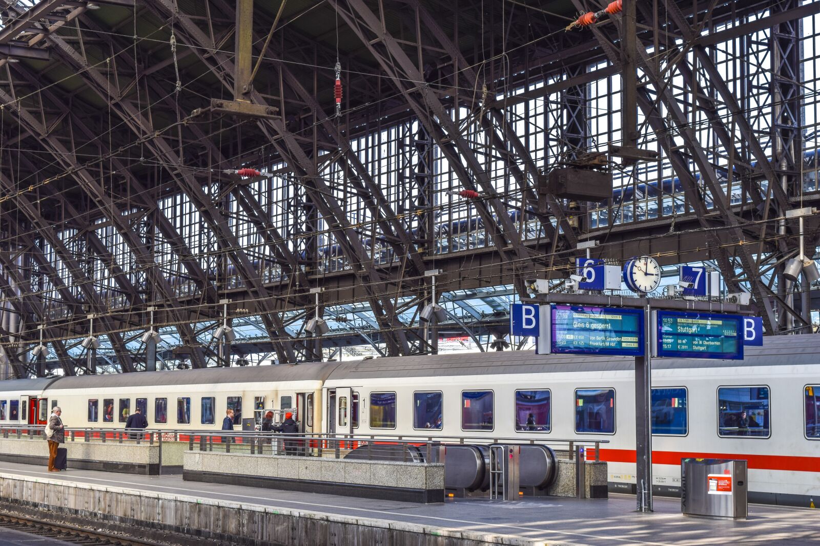 Nikon D3300 sample photo. Architecture, railway station, urban photography
