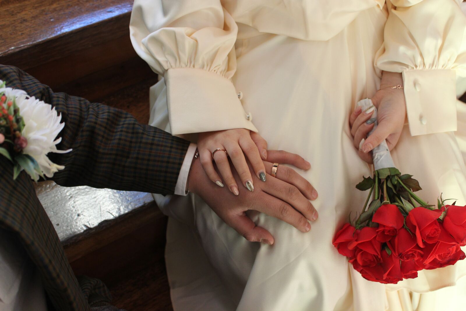Canon EOS 600D (Rebel EOS T3i / EOS Kiss X5) sample photo. Hand, promise, forever photography
